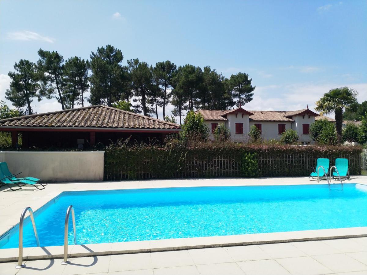Domaine Des Pins Audenge Bassin D'Arcachon Apartamento Exterior foto